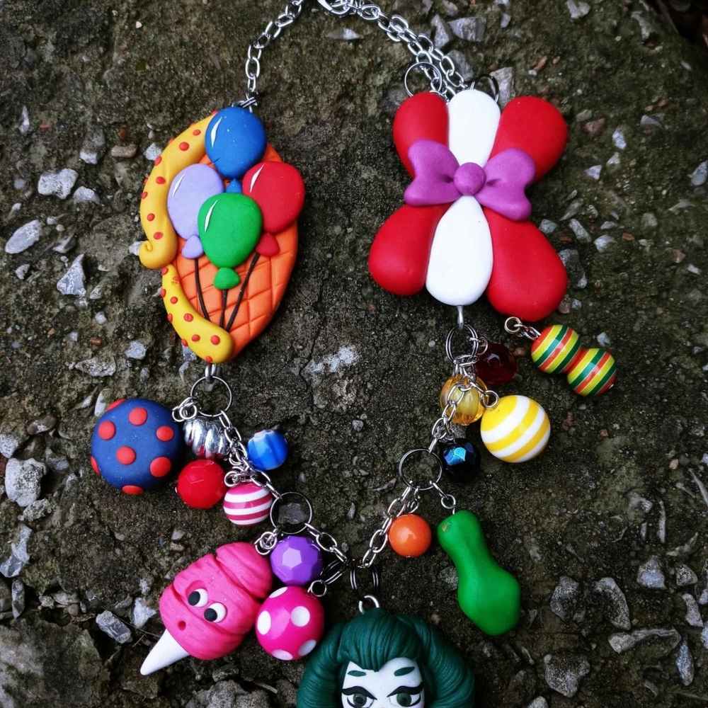 🤡🎪Clown Girl 🛼🎠Necklace 🎈🎉 - Picture 2 of 8